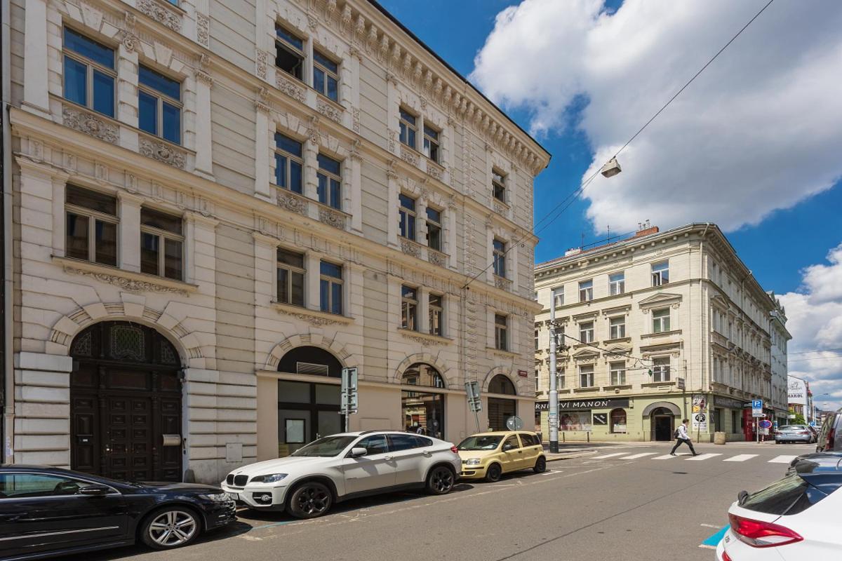 Modern Apartments Close To River Praga Exterior foto